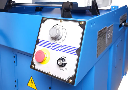 Poloautomatická pásová pila PMS 270/350 HAD-V - plynulá regulace otáček pomocí invertoru